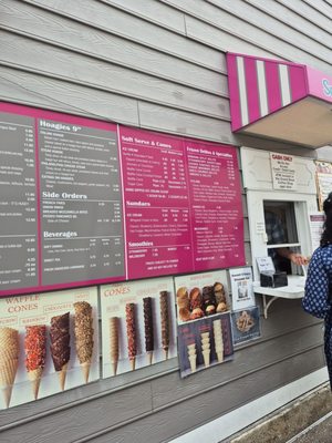 DiFiore's Ice Cream Delite by null