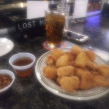 Lost Mind Brewing - 1lb boneless wings with honey bourbon and maple chilli dipping sauces - Breweries Near Me - Shamokin, Pennsylvania
