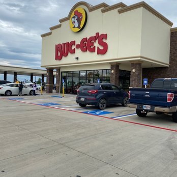 Buc-ee’s - Gas Stations Near Me - Fort Valley, Georgia