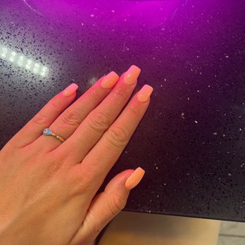Swan Nails - Nail Salons Near Me - Las Vegas, Nevada