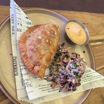 668 The Gigshack - Empanada - New American Near Me - Montauk, New York