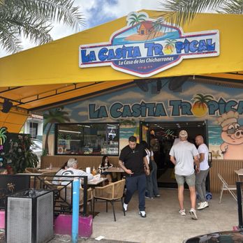 La Casita Tropical - Location entrance - Caterers Near Me - Hollywood, Florida La Casita Tropical - Location entrance - Caterers Near Me - Hollywood, Florida