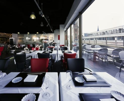 YOSHI im Alsterhaus by null