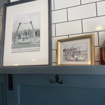 Fleur STL - Decor - Breakfast & Brunch Near Me - St. Louis, Missouri