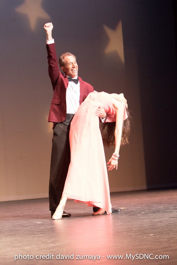 Arthur Murray Dance Studio Logo