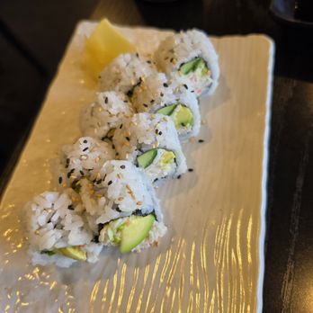 Giant Ramen & Sushi - California Roll - Ramen Near Me - Buena Park, California