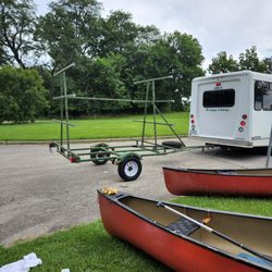 Little Calumet Boat Launch - Plenty of room