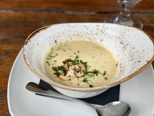 The Lake Chalet Seafood Bar & Grill by null
