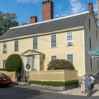Rekindled History - The Golden Age - A tour of the real Salem - Tours Near Me