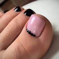The Nail Godess - Two tone gel pedicure