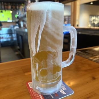 Big Al’s - It doesn't get any icier or colder than the beers at Big Al's. - Bowling Near Me - Milpitas, California Big Al’s - It doesn't get any icier or colder than the beers at Big Al's. - Bowling Near Me - Milpitas, California