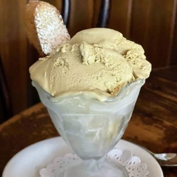 Zeppoli - Pistachio Gelato - Mediterranean Near Me - Collingswood, New Jersey