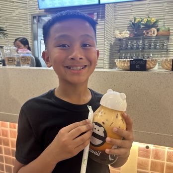 Mini Monster Cafe - Coffee & Tea Near Me - Honolulu, Hawaii