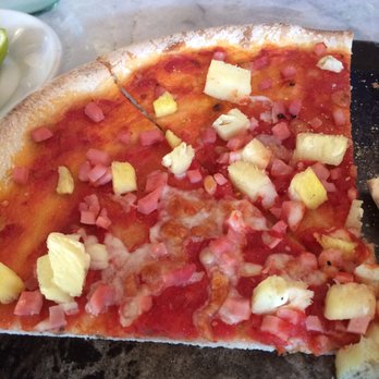 Pizzeria Local - Hawaiian pizza - Pizza Near Me - Tlaquepaque, JAL