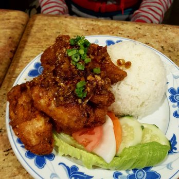Tan Dinh - Lemongrass Chicken with rice and a side soup. My favorite! - Vietnamese Near Me - Gretna, Louisiana