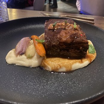 Gordon Ramsay Hell's Kitchen - Short rib - New American Near Me - Atlantic City, New Jersey