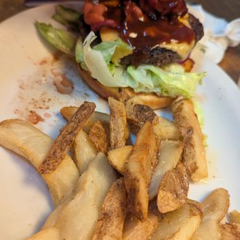 Texas Roadhouse - Bacon cheeseburger - Barbeque Near Me - Lady Lake, Florida