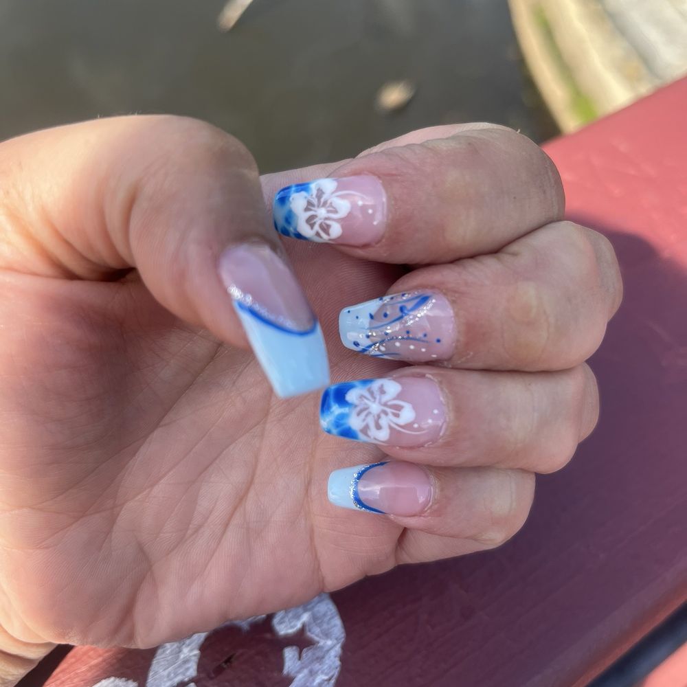 VIP Nails - I got this one done a week ago. I wanted it for the beach and she did an amazing job. - Nail Salons Near Me - Worcester, Massachusetts VIP Nails - I got this one done a week ago. I wanted it for the beach and she did an amazing job. - Nail Salons Near Me - Worcester, Massachusetts