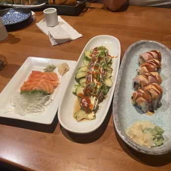 Yamazaru - Crispy Tuna Roll Mango De Tango Roll Salmon Sashimi - Sushi Bars Near Me - Charlotte, North Carolina Yamazaru - Crispy Tuna Roll Mango De Tango Roll Salmon Sashimi - Sushi Bars Near Me - Charlotte, North Carolina