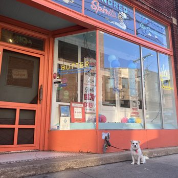 Early Bird Biscuit Company - Storefront with a dog parking - Bakeries Near Me - Richmond, Virginia
