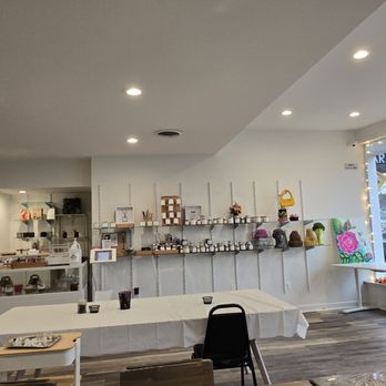M.I.Y Candle Co. & Creative Studios - Candle Stores Near Me - Catonsville, Maryland M.I.Y Candle Co. & Creative Studios - Candle Stores Near Me - Catonsville, Maryland