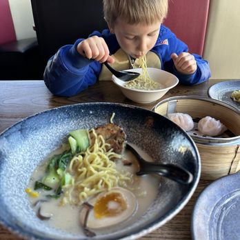 Roishi - Tonkotsu Ramen. Shrimp dumpling - Ramen Near Me - Hamden, Connecticut Roishi - Tonkotsu Ramen. Shrimp dumpling - Ramen Near Me - Hamden, Connecticut