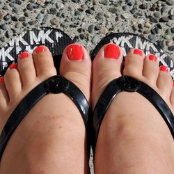 Phat Nails & Spa