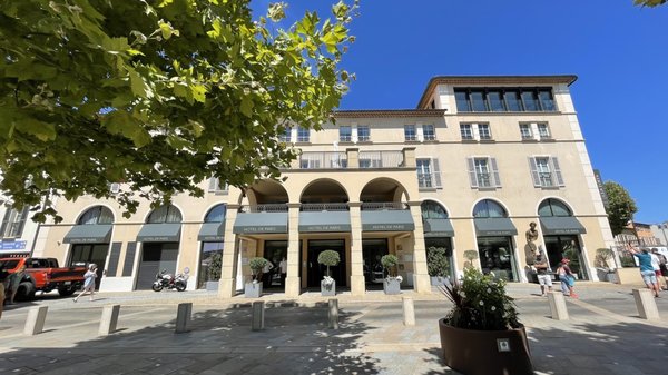 Hôtel de Paris Saint-Tropez by null