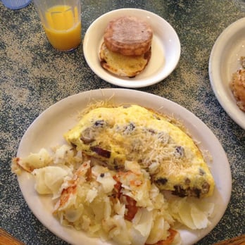 The Virginian Restaurant - Delicious 3egg omelette with sausage, mushrooms and Parmesan Cheese. Mmmmm! - American Near Me - Jackson, Wyoming The Virginian Restaurant - Delicious 3egg omelette with sausage, mushrooms and Parmesan Cheese. Mmmmm! - American Near Me - Jackson, Wyoming