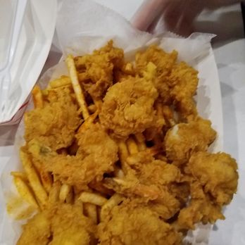 Cap't Loui - Shrimp po'boy - Seafood Near Me - Braintree, Massachusetts Cap't Loui - Shrimp po'boy - Seafood Near Me - Braintree, Massachusetts