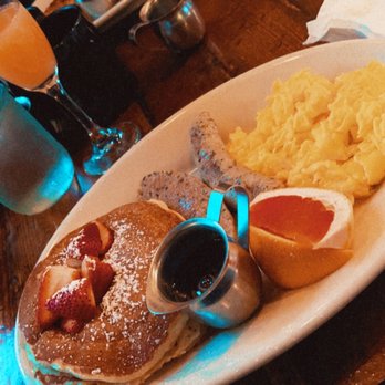 Americana - PANCAKES OF THE DAY - New American Near Me - Seattle, Washington