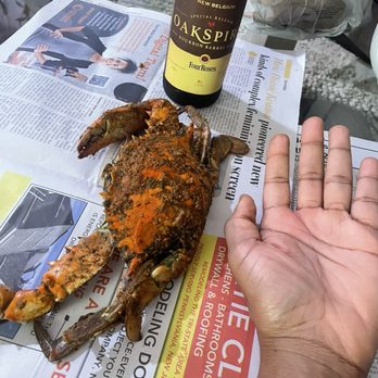 Kent Island Crab Company - Medium male hand comparison - Seafood Markets Near Me - Pasadena, Maryland Kent Island Crab Company - Medium male hand comparison - Seafood Markets Near Me - Pasadena, Maryland