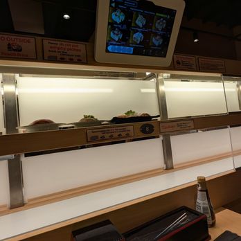 Waka Sakura - Conveyor Belt Sushi Near Me - Gardena, California Waka Sakura - Conveyor Belt Sushi Near Me - Gardena, California