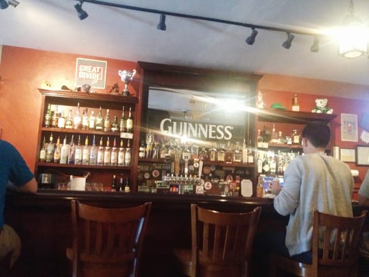 Finley's Pub by null