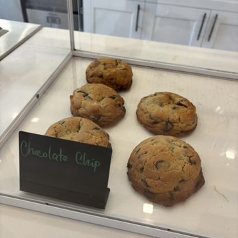 Meltaway-Atlanta - Chocolate chip cookies - Ice Cream & Frozen Yogurt Near Me - Atlanta, Georgia Meltaway-Atlanta - Chocolate chip cookies - Ice Cream & Frozen Yogurt Near Me - Atlanta, Georgia