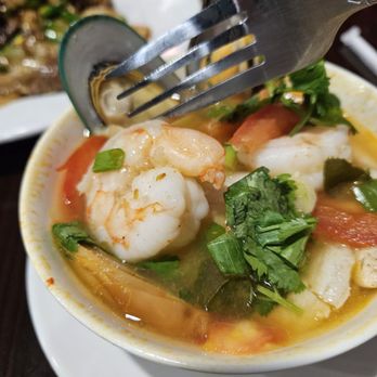 Amazing Thai - Tails off, too!! - Thai Near Me - Louisville, Kentucky Amazing Thai - Tails off, too!! - Thai Near Me - Louisville, Kentucky