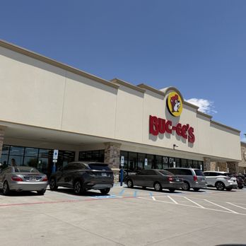 Buc-ee’s - Exterior - Gas Stations Near Me - Goodyear, Arizona
