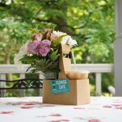 Flower Cafe - Flowers and a coffee in a to go box - the perfect gift for a friend.
