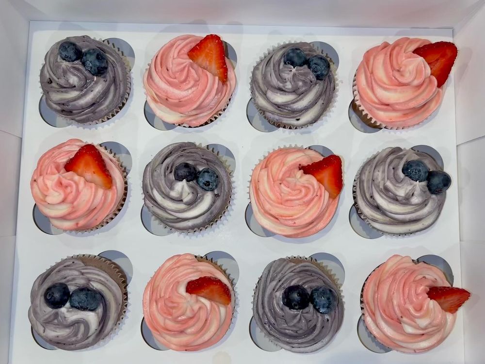 Jj’s Cupcakes Logo