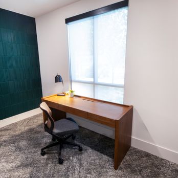 Ellis at Huntcrest - private office in work share lounge - Apartments Near Me - Lawrenceville, Georgia