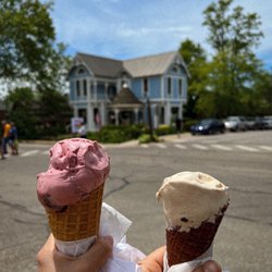 Fearrin's Ice Cream & Yogurt Depot - Ice Cream!