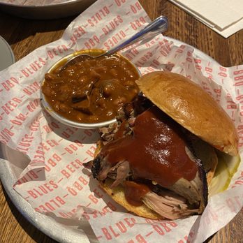 Smoke Daddy - Pulled Pork Sandwich - Barbeque Near Me - Chicago, Illinois