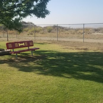 Hound Town Dog Park - Dog Parks Near Me - Moreno Valley, California