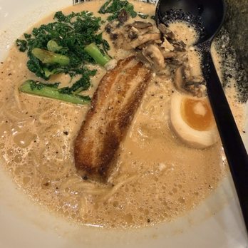 Silverlake Ramen - Irvine Spectrum - Garlic Truffle Ramen - Ramen Near Me - Irvine, California Silverlake Ramen - Irvine Spectrum - Garlic Truffle Ramen - Ramen Near Me - Irvine, California