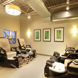 Design 1 Salon Spa - Gaines