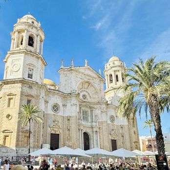 Puerto de la Bahía de Cádiz - Cathedral - Landmarks & Historical Buildings Near Me - Cádiz, California