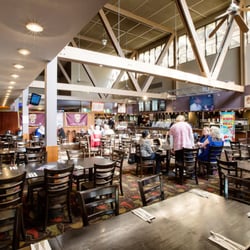 Benowa Tavern - Enjoy a delicious meal in the Benowa Tavern