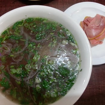 Pho Hung by Night Restaurant - pho tai be (beef noodle soup with calf eye round steak) - Vietnamese Near Me - Houston, Texas