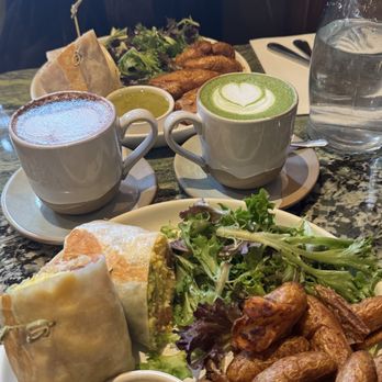 Cafe Maud - Cafes Near Me - New York, New York