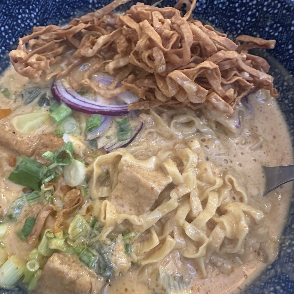 Aroon Thai Kitchen - kao soi with tofu - Thai Near Me - Murray, Utah